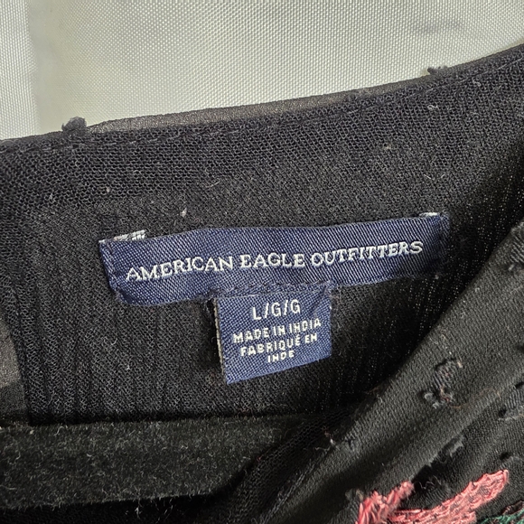 American Eagle Outfitters Peplum Top with Red Floral Embroidery Size Large - Picture 15 of 16